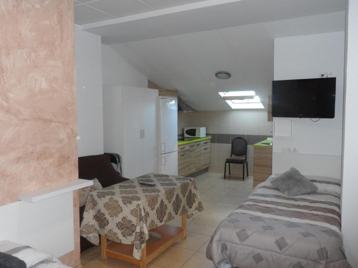 Hostal Via Del Caminante Мадригалехо Экстерьер фото