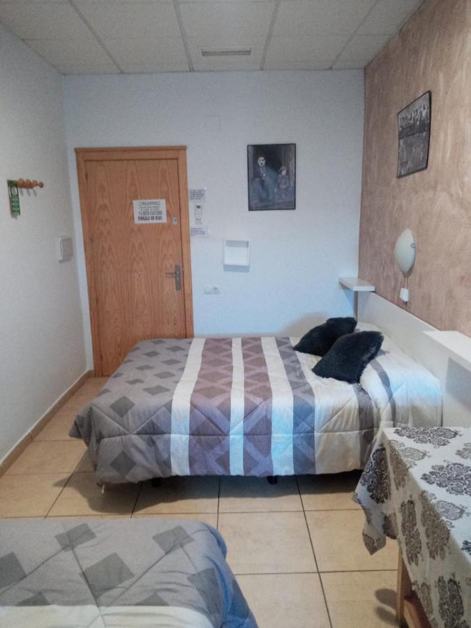 Hostal Via Del Caminante Мадригалехо Экстерьер фото