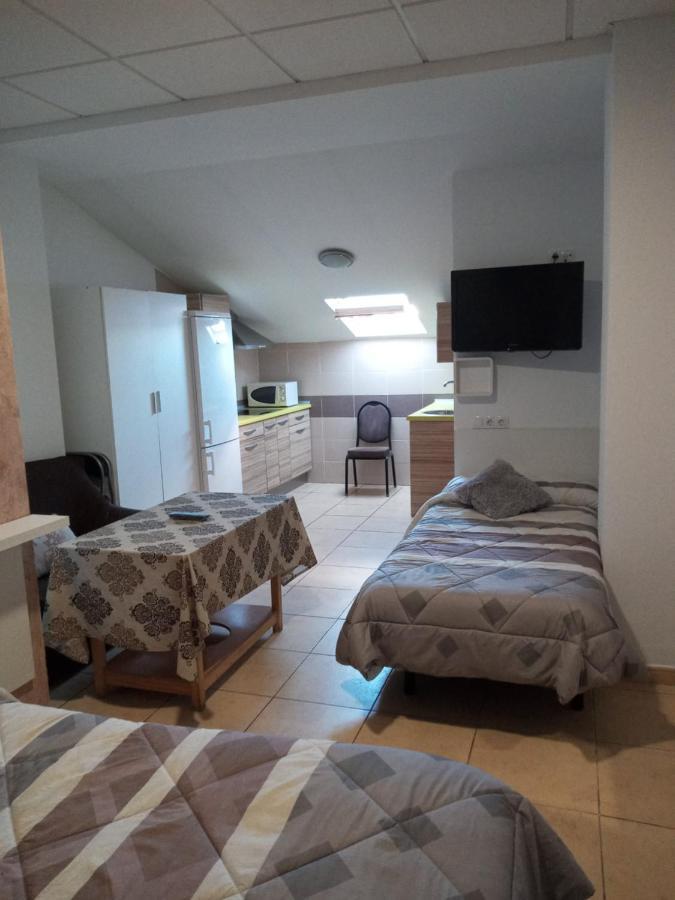 Hostal Via Del Caminante Мадригалехо Экстерьер фото