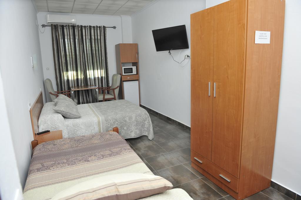 Hostal Via Del Caminante Мадригалехо Экстерьер фото