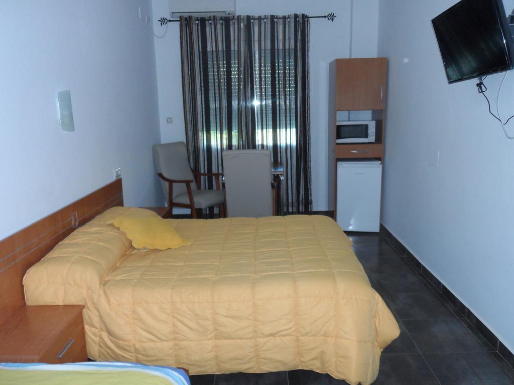 Hostal Via Del Caminante Мадригалехо Экстерьер фото
